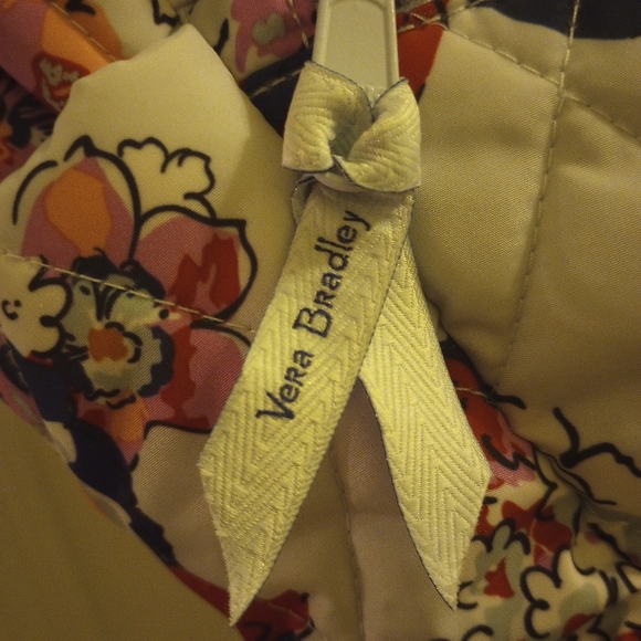 Vera Bradley crossbody bag. Light blue floral print. - Picture 5 of 6